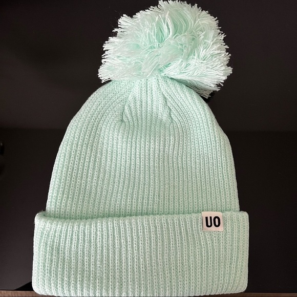 Urban Outfitters UO Ribbed Pompom Green Mint Beanie NWT - Picture 3 of 8